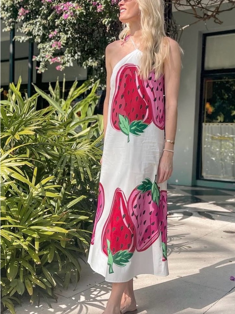 Never Fully Dressed Strawberry Print Halter Maxi Dress Size 6 - Picture 9 of 9